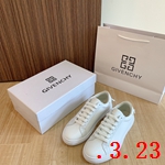 ブランドスニーカー 激安